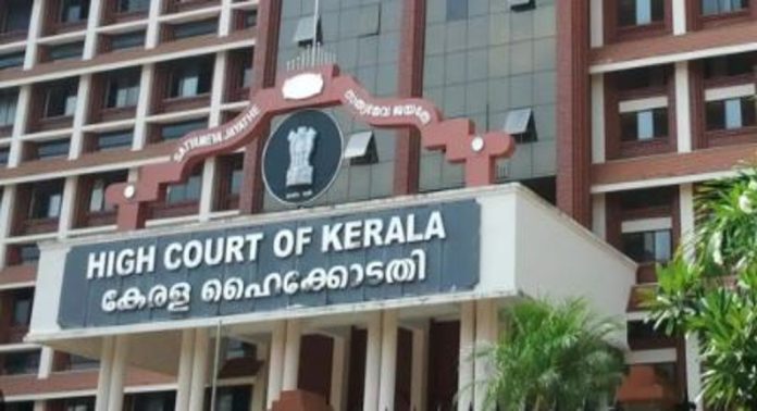 സ്കൂളുകളിൽ ശനിയാഴ്ചകൾ പ്രവൃത്തി ദിവസമാക്കണമെന്ന് സർക്കാർ ; പിന്നാലെ ഉത്തരവ് റദ്ദാക്കി ഹൈക്കോടതി സ്കൂളുകളിൽ ശനിയാഴ്ചകൾ പ്രവൃത്തി ദിവസമാക്കണമെന്ന് സർക്കാർ ; പിന്നാലെ ഉത്തരവ് റദ്ദാക്കി ഹൈക്കോടതി