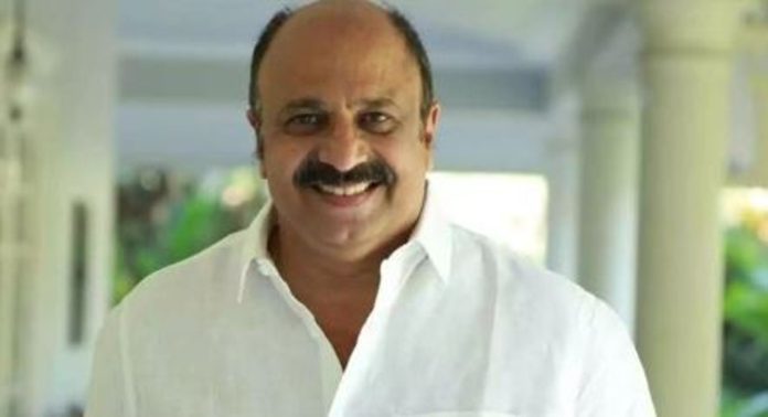 യുവ നടിയുടെ പരാതി ; നടൻ സിദ്ദിഖിനെതിരെ പോലീസ് കേസെടുത്തു യുവ നടിയുടെ പരാതി ; നടൻ സിദ്ദിഖിനെതിരെ പോലീസ് കേസെടുത്തു