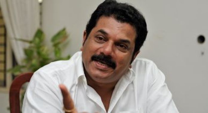 മുകേഷിനെതിരെയുള്ള ലൈംഗികാരോപണ പരാതി ; സിപിഎം വീണ്ടും വെട്ടിലായി മുകേഷിനെതിരെയുള്ള ലൈംഗികാരോപണ പരാതി ; സിപിഎം വീണ്ടും വെട്ടിലായി