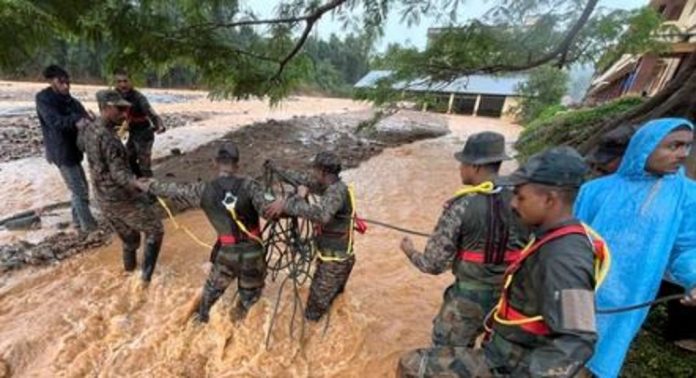 ജീവനോടെയുള്ളവരെയെല്ലാം രക്ഷപ്പെടുത്തിയെന്ന് സൈന്യം ; കാണാതായത് 29 കുട്ടികളെ, ദുരന്തം ബാധിച്ചത് 348 കെട്ടിടങ്ങളെ ജീവനോടെയുള്ളവരെയെല്ലാം രക്ഷപ്പെടുത്തിയെന്ന് സൈന്യം ; കാണാതായത് 29 കുട്ടികളെ, ദുരന്തം ബാധിച്ചത് 348 കെട്ടിടങ്ങളെ