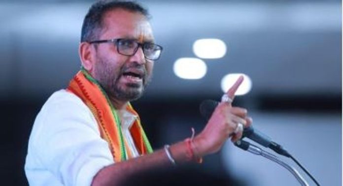 മുകേഷിനെതിരേ നടപടിയെടുത്ത് സർക്കാർ ആത്മാർഥത കാട്ടണം ; കെ. സുരേന്ദ്രൻ മുകേഷിനെതിരേ നടപടിയെടുത്ത് സർക്കാർ ആത്മാർഥത കാട്ടണം ; കെ. സുരേന്ദ്രൻ