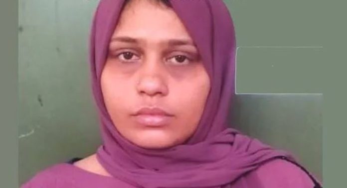 വിവാഹവാഗ്ദാനം നൽകി പണം തട്ടിയ കേസിലെ മുഖ്യപ്രതി പിടിയില് വിവാഹവാഗ്ദാനം നൽകി പണം തട്ടിയ കേസിലെ മുഖ്യപ്രതി പിടിയില്
