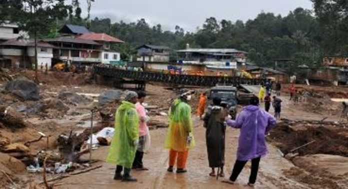 വയനാടിനൊപ്പം ; ദുരന്ത മേഖലയിൽ തിരച്ചിൽ ഇന്നും തുടരും വയനാടിനൊപ്പം ; ദുരന്ത മേഖലയിൽ തിരച്ചിൽ ഇന്നും തുടരും