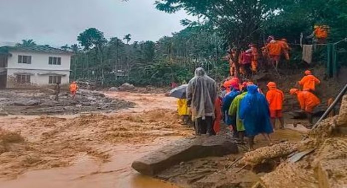 ഉരുൾപൊട്ടൽ ദുരന്തം ; ഒരു സ്ത്രീയുടെ മൃതദേഹം കൂടി മലപ്പുറത്ത് നിന്നും കണ്ടെത്തി ഉരുൾപൊട്ടൽ ദുരന്തം ; ഒരു സ്ത്രീയുടെ മൃതദേഹം കൂടി മലപ്പുറത്ത് നിന്നും കണ്ടെത്തി