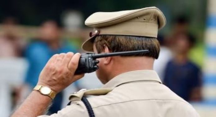ഒഡീഷയിൽ വിഷ മദ്യം കഴിച്ച് 20 പേർക്ക് ദേഹാസ്വാസ്ഥ്യം ഒഡീഷയിൽ വിഷ മദ്യം കഴിച്ച് 20 പേർക്ക് ദേഹാസ്വാസ്ഥ്യം