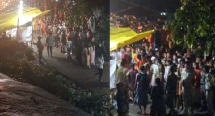 ബിഹാറില് ക്ഷേത്രത്തിലുണ്ടായ തിക്കിലും തിരക്കിലും പെട്ട് അപകടം ; ഏഴ് പേർ മരിച്ചു, നിരവധി പേര്ക്ക് പരിക്ക് ബിഹാറില് ക്ഷേത്രത്തിലുണ്ടായ തിക്കിലും തിരക്കിലും പെട്ട് അപകടം ; ഏഴ് പേർ മരിച്ചു, നിരവധി പേര്ക്ക് പരിക്ക്