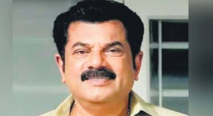 ഇമെയിൽ ‘കുക്ക്ഡ് അപ്പ്’ സ്റ്റോറി ; മുകേഷിന്റെ വാദങ്ങൾ തള്ളി പരാതിക്കാരി ഇമെയിൽ ‘കുക്ക്ഡ് അപ്പ്’ സ്റ്റോറി ; മുകേഷിന്റെ വാദങ്ങൾ തള്ളി പരാതിക്കാരി