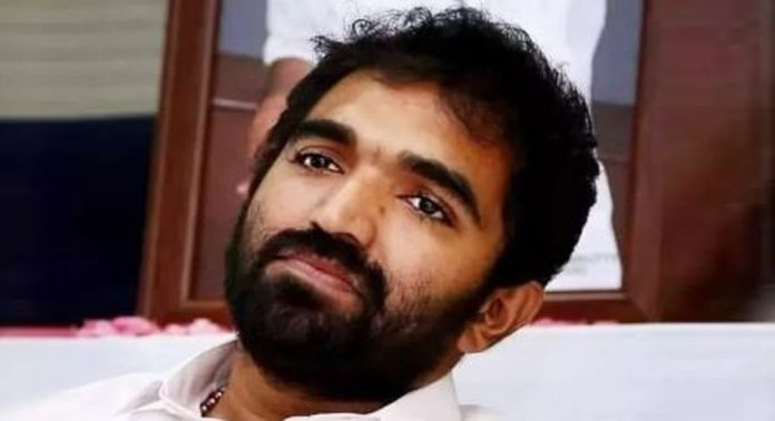 ഹേമ കമ്മിറ്റി റിപ്പോർട്ട് ; തെറ്റു ചെയ്തവരെ സംരക്ഷിക്കാൻ പാടില്ലെന്ന് ചാണ്ടി ഉമ്മൻ എംഎൽഎ ഹേമ കമ്മിറ്റി റിപ്പോർട്ട് ; തെറ്റു ചെയ്തവരെ സംരക്ഷിക്കാൻ പാടില്ലെന്ന് ചാണ്ടി ഉമ്മൻ എംഎൽഎ