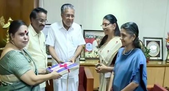 ഹേമ കമ്മിറ്റി റിപ്പോർട്ട് ; ആരോപണ വിധേയർക്കെതിരെ കേസ് എടുക്കാമെന്ന് ശുപാർശ ഹേമ കമ്മിറ്റി റിപ്പോർട്ട് ; ആരോപണ വിധേയർക്കെതിരെ കേസ് എടുക്കാമെന്ന് ശുപാർശ