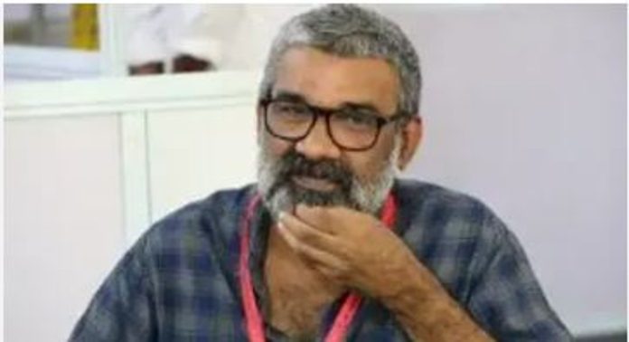 ചലച്ചിത്ര അക്കാദമി ചെയർമാൻ സ്ഥാനം രഞ്ജിത്ത് രാജിവെച്ചു ചലച്ചിത്ര അക്കാദമി ചെയർമാൻ സ്ഥാനം രഞ്ജിത്ത് രാജിവെച്ചു