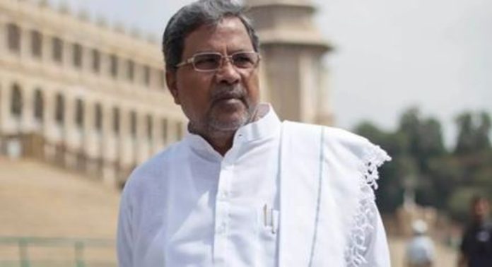 അഴിമതിക്കേസ് ; സിദ്ധരാമയ്യയെ പ്രോസിക്യൂട്ട് ചെയ്യാന് ഗവര്ണറുടെ അനുമതി അഴിമതിക്കേസ് ; സിദ്ധരാമയ്യയെ പ്രോസിക്യൂട്ട് ചെയ്യാന് ഗവര്ണറുടെ അനുമതി
