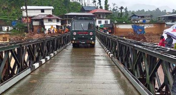 വളരെ പ്രതികൂല കാലവസ്ഥയിലും ബെയ്ലി പാലം ഒരുക്കി ; ദുരന്തഭൂമിയിൽ നിന്ന് ജനങ്ങൾക്ക് രക്ഷനേടാൻ വഴി തുറന്നു നൽകിയ സന്തോഷത്തിൽ മേജര് ജനറല് വിടിമാത്യു വളരെ പ്രതികൂല കാലവസ്ഥയിലും ബെയ്ലി പാലം ഒരുക്കി ; ദുരന്തഭൂമിയിൽ നിന്ന് ജനങ്ങൾക്ക് രക്ഷനേടാൻ വഴി തുറന്നു നൽകിയ സന്തോഷത്തിൽ മേജര് ജനറല് വിടിമാത്യു