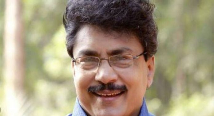 പി.കെ ശശി കെ.ടി.ഡി.സി ചെയര്മാന് സ്ഥാനം രാജിവെച്ചേക്കുമെന്ന് സൂചനകൾ പി.കെ ശശി കെ.ടി.ഡി.സി ചെയര്മാന് സ്ഥാനം രാജിവെച്ചേക്കുമെന്ന് സൂചനകൾ