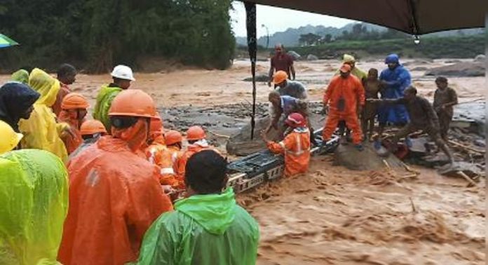 വയനാട് ദുരന്തം ; പ്രത്യേക സമിതി വേണമെന്ന് സൈന്യം, ചെക്ക് ലിസ്റ്റ് ഉണ്ടാക്കുമെന്ന് എഡിജിപി വയനാട് ദുരന്തം ; പ്രത്യേക സമിതി വേണമെന്ന് സൈന്യം, ചെക്ക് ലിസ്റ്റ് ഉണ്ടാക്കുമെന്ന് എഡിജിപി