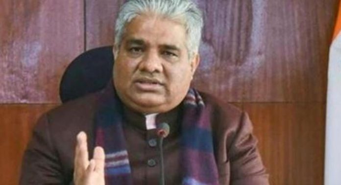 മുണ്ടക്കൈ ദുരന്തത്തിന് കാരണം ഖനനവും അനധികൃത കുടിയേറ്റവും ; കേരളത്തെ വിമർശിച്ച് കേന്ദ്രമന്ത്രി മുണ്ടക്കൈ ദുരന്തത്തിന് കാരണം ഖനനവും അനധികൃത കുടിയേറ്റവും ; കേരളത്തെ വിമർശിച്ച് കേന്ദ്രമന്ത്രി