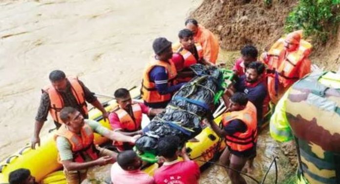 ചാലിയാറില് നിന്നും ഇന്ന് മൂന്ന് മൃതദേഹങ്ങൾ കണ്ടെത്തി ചാലിയാറില് നിന്നും ഇന്ന് മൂന്ന് മൃതദേഹങ്ങൾ കണ്ടെത്തി