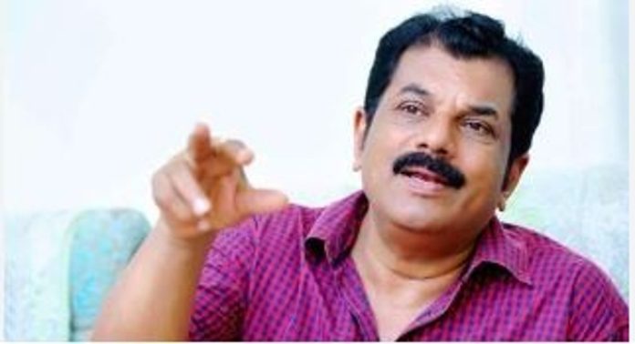 കേസിൽ കുരുങ്ങി പ്രതിഛായ നഷ്ടപ്പെട്ടു ; മുകേഷിനെ സിപിഎം കൈവിട്ടേക്കും കേസിൽ കുരുങ്ങി പ്രതിഛായ നഷ്ടപ്പെട്ടു ; മുകേഷിനെ സിപിഎം കൈവിട്ടേക്കും