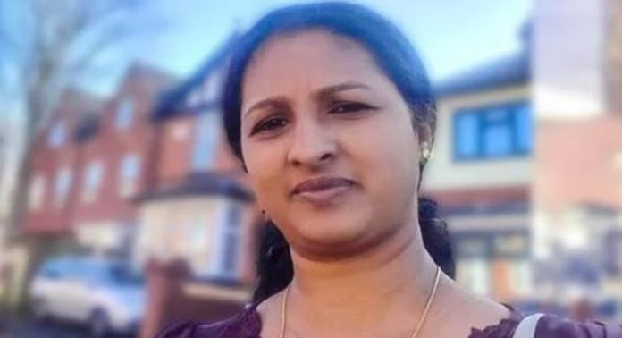 മലയാളി നഴ്സ് യുകെയിൽ കുഴഞ്ഞുവീണ് മരിച്ചു മലയാളി നഴ്സ് യുകെയിൽ കുഴഞ്ഞുവീണ് മരിച്ചു