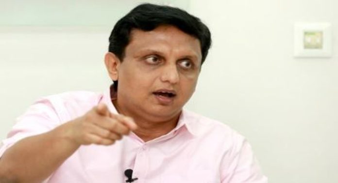 ദുരന്തബാധിതരെ പണമടയ്ക്കാൻ സ്വകാര്യ സ്ഥാപനങ്ങൾ നിർബന്ധിക്കുന്നു, ഇത് ക്രൂരതയാണ് ; മന്ത്രി മുഹമ്മദ് റിയാസ് ദുരന്തബാധിതരെ പണമടയ്ക്കാൻ സ്വകാര്യ സ്ഥാപനങ്ങൾ നിർബന്ധിക്കുന്നു, ഇത് ക്രൂരതയാണ് ; മന്ത്രി മുഹമ്മദ് റിയാസ്