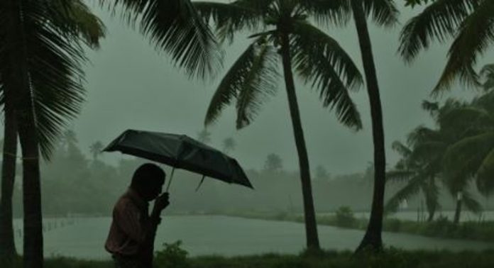സംസ്ഥാനത്ത് ഞായറാഴ്ച വരെ ശക്തമായ മഴയ്ക്ക് സാധ്യത സംസ്ഥാനത്ത് ഞായറാഴ്ച വരെ ശക്തമായ മഴയ്ക്ക് സാധ്യത