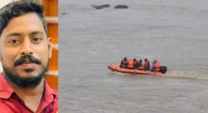 ഷിരൂര് ദൗത്യം പ്രതിസന്ധിയിൽ ; പുഴയിലടിഞ്ഞ മരങ്ങളും മണ്കൂനയും തിരച്ചിലിന് തടസമാകുന്നു ഷിരൂര് ദൗത്യം പ്രതിസന്ധിയിൽ ; പുഴയിലടിഞ്ഞ മരങ്ങളും മണ്കൂനയും തിരച്ചിലിന് തടസമാകുന്നു
