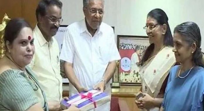 ഹേമ കമ്മിറ്റി റിപ്പോർട്ട് സർക്കാർ പൂഴ്ത്തിവെച്ചതുതന്നെയെന്ന് റിപ്പോർട്ടുകൾ ഹേമ കമ്മിറ്റി റിപ്പോർട്ട് സർക്കാർ പൂഴ്ത്തിവെച്ചതുതന്നെയെന്ന് റിപ്പോർട്ടുകൾ