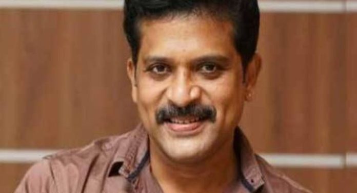പോക്സോ കേസിൽ നടൻ കൂട്ടിക്കൽ ജയചന്ദ്രൻ ഒളിവിൽ പോക്സോ കേസിൽ നടൻ കൂട്ടിക്കൽ ജയചന്ദ്രൻ ഒളിവിൽ