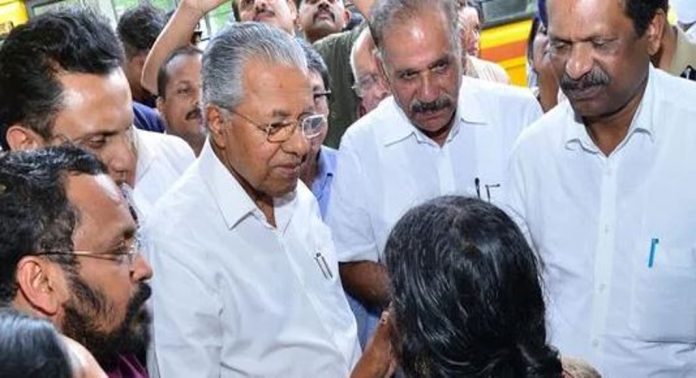 സിപിഎം എംഎല്എമാരും എംപിമാരും ഒരുമാസത്തെ ശമ്പളം ദുരിതാശ്വാസ നിധിയിലേക്ക് നല്കും സിപിഎം എംഎല്എമാരും എംപിമാരും ഒരുമാസത്തെ ശമ്പളം ദുരിതാശ്വാസ നിധിയിലേക്ക് നല്കും