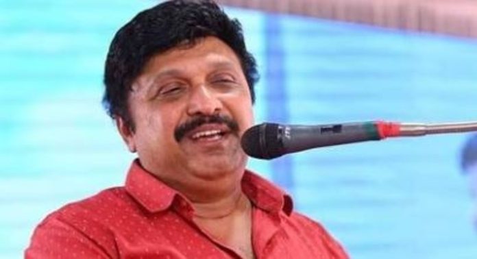 മോഹന്ലാലും മമ്മൂട്ടിയും മാറിനിന്നാല് താരസംഘടനയായ അമ്മയെ നയിക്കാന് ആര്ക്കും കഴിയില്ല ; കെ.ബി. ഗണേഷ് കുമാര് മോഹന്ലാലും മമ്മൂട്ടിയും മാറിനിന്നാല് താരസംഘടനയായ അമ്മയെ നയിക്കാന് ആര്ക്കും കഴിയില്ല ; കെ.ബി. ഗണേഷ് കുമാര്