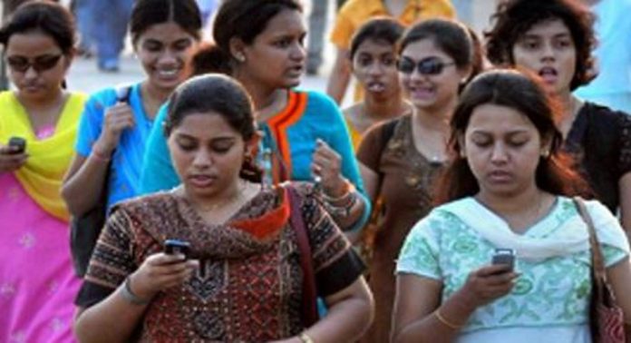ഇന്ത്യയിലെ ജനസംഖ്യ 2036-ഓടെ 152.2 കോടിയാകും ; സ്ത്രീകളുടെ എണ്ണത്തിൽ നേരിയ വർധനയുണ്ടാകും ഇന്ത്യയിലെ ജനസംഖ്യ 2036-ഓടെ 152.2 കോടിയാകും ; സ്ത്രീകളുടെ എണ്ണത്തിൽ നേരിയ വർധനയുണ്ടാകും