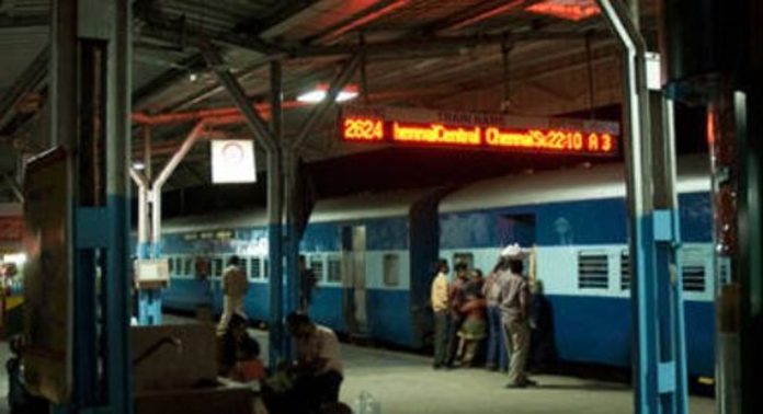 പാലക്കാട് ഡിവിഷനിൽ ക്യു.ആർ കോഡ് അടിസ്ഥാനമാക്കിയുള്ള പേയ്മെന്റ് സംവിധാനം നടപ്പാക്കി ദക്ഷിണ റെയിൽവേ പാലക്കാട് ഡിവിഷനിൽ ക്യു.ആർ കോഡ് അടിസ്ഥാനമാക്കിയുള്ള പേയ്മെന്റ് സംവിധാനം നടപ്പാക്കി ദക്ഷിണ റെയിൽവേ