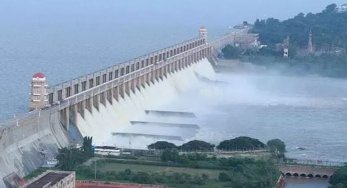 തുംഗഭദ്ര അണക്കെട്ട് ; താൽക്കാലിക ഗേറ്റ് പുനഃസ്ഥാപിക്കൽ ആദ്യഘട്ടം പരാജയം തുംഗഭദ്ര അണക്കെട്ട് ; താൽക്കാലിക ഗേറ്റ് പുനഃസ്ഥാപിക്കൽ ആദ്യഘട്ടം പരാജയം