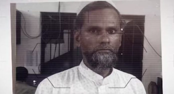 പ്രായപൂർത്തിയാകാത്ത പെൺകുട്ടിയെ പിന്തുടർന്ന് വീട്ടിലെത്തിയ ശേഷം ലൈംഗിക അതിക്രമം നടത്തി ; മതപാഠശാല അധ്യാപകൻ പിടിയിൽ പ്രായപൂർത്തിയാകാത്ത പെൺകുട്ടിയെ പിന്തുടർന്ന് വീട്ടിലെത്തിയ ശേഷം ലൈംഗിക അതിക്രമം നടത്തി ; മതപാഠശാല അധ്യാപകൻ പിടിയിൽ
