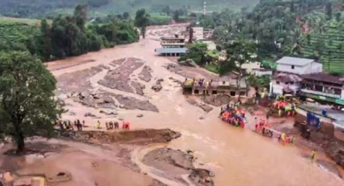 ദൗത്യം അതീവ ദുഷ്കരം : മുണ്ടക്കൈ, പുഞ്ചിരി മട്ടം പ്രദേശങ്ങളിലെ തിരച്ചിൽ അവസാനിപ്പിച്ചു ദൗത്യം അതീവ ദുഷ്കരം : മുണ്ടക്കൈ, പുഞ്ചിരി മട്ടം പ്രദേശങ്ങളിലെ തിരച്ചിൽ അവസാനിപ്പിച്ചു