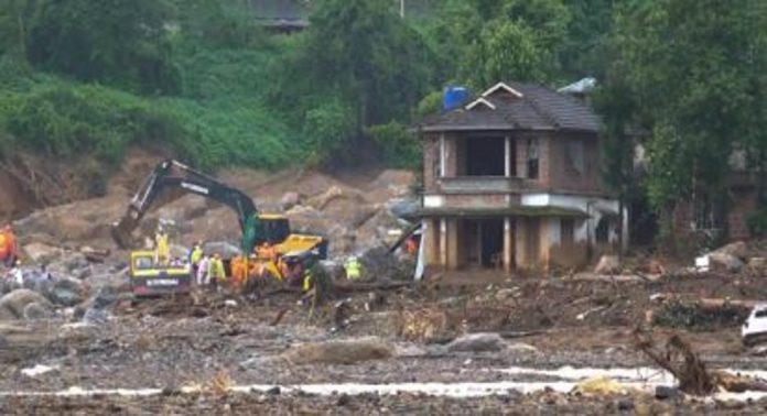 ദുരന്തഭൂമിയായി വയനാട് ; തിരച്ചിൽ എട്ടാം ദിവസത്തിലേക്ക്, സൂചിപ്പാറയില് പരിശോധന നടത്തും ദുരന്തഭൂമിയായി വയനാട് ; തിരച്ചിൽ എട്ടാം ദിവസത്തിലേക്ക്, സൂചിപ്പാറയില് പരിശോധന നടത്തും