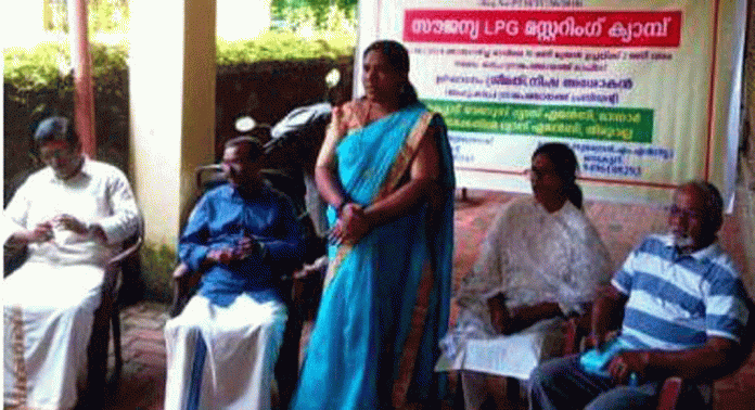 ഹ്യൂമൻ വെൽഫെയർ & പ്രൊട്ടക്ഷൻ ഫോഴ്സ് ഓഫ് കേരളയുടെ നേതൃത്വത്തിൽ എൽപിജി മസ്റ്ററിംഗ് ക്യാമ്പ് നടത്തി ഹ്യൂമൻ വെൽഫെയർ & പ്രൊട്ടക്ഷൻ ഫോഴ്സ് ഓഫ് കേരളയുടെ നേതൃത്വത്തിൽ എൽപിജി മസ്റ്ററിംഗ് ക്യാമ്പ് നടത്തി