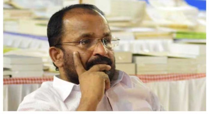 കോൺഗ്രസ് നേതാവ് ടിഎൻ പ്രതാപനെതിരെ കോഴിക്കോട് നഗരത്തിൽ ഫ്ലെക്സ് ബോർഡുകൾ കോൺഗ്രസ് നേതാവ് ടിഎൻ പ്രതാപനെതിരെ കോഴിക്കോട് നഗരത്തിൽ ഫ്ലെക്സ് ബോർഡുകൾ