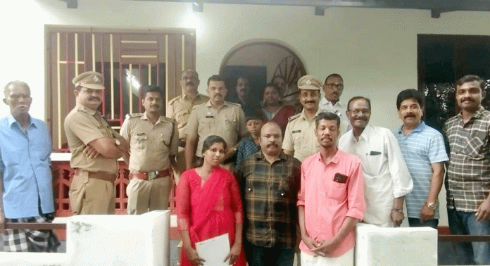 കയറിക്കിടക്കാൻ വീട് ഒരുക്കി റാന്നി ജനമൈത്രി പോലീസ് കയറിക്കിടക്കാൻ വീട് ഒരുക്കി റാന്നി ജനമൈത്രി പോലീസ്