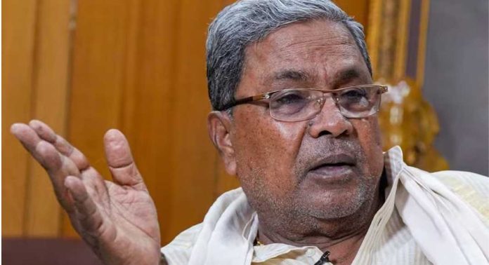 പ്രോസിക്യൂട്ട് ചെയ്യാനുള്ള അനുമതി ചട്ട വിരുദ്ധം ; ഭൂമിയിടപാട് കേസിൽ സിദ്ധരാമയ്യക്ക് താല്ക്കാലിക ആശ്വാസം പ്രോസിക്യൂട്ട് ചെയ്യാനുള്ള അനുമതി ചട്ട വിരുദ്ധം ; ഭൂമിയിടപാട് കേസിൽ സിദ്ധരാമയ്യക്ക് താല്ക്കാലിക ആശ്വാസം