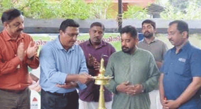 പരിസ്ഥിതി സംരക്ഷണസമിതി വൃക്ഷത്തൈപ്രസാദം പരിപാടി ഉദ്ഘാടനം ചെയ്തു പരിസ്ഥിതി സംരക്ഷണസമിതി വൃക്ഷത്തൈപ്രസാദം പരിപാടി ഉദ്ഘാടനം ചെയ്തു