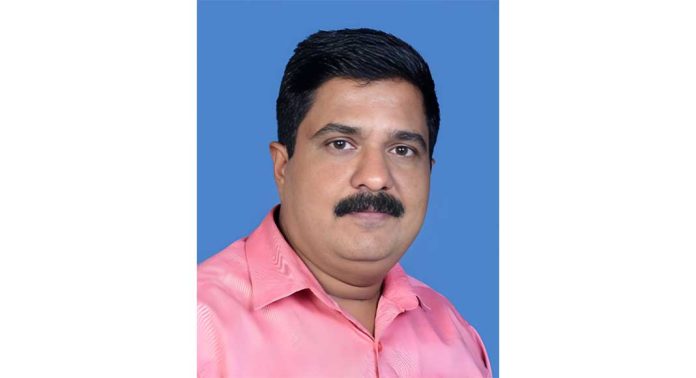 വായ്പ്പൂര് സര്വ്വീസ് സഹകരണ ബാങ്ക് പ്രസിഡന്റ് കെ സുരേഷ്, വൈസ് പ്രസിഡന്റ് സി.എച്ച് ഫസീലി ബീവി വായ്പ്പൂര് സര്വ്വീസ് സഹകരണ ബാങ്ക് പ്രസിഡന്റ് കെ സുരേഷ്, വൈസ് പ്രസിഡന്റ് സി.എച്ച് ഫസീലി ബീവി