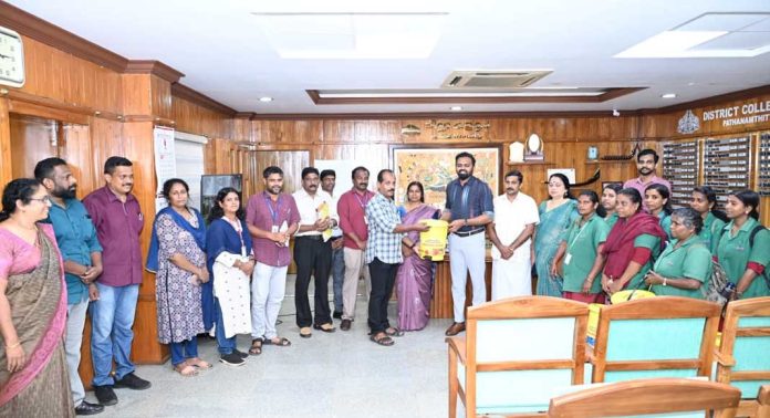 നഗരത്തിലെ ഓഫീസുകൾ മാലിന്യ മുക്തമാകുന്നു നഗരത്തിലെ ഓഫീസുകൾ മാലിന്യ മുക്തമാകുന്നു