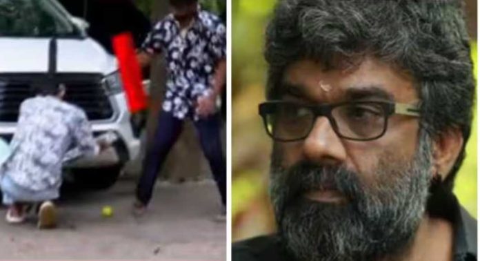 ‘ചലച്ചിത്ര അക്കാദമി ചെയർമാൻ’ രഞ്ജിത്ത് ഔദ്യോഗിക വാഹനത്തിന്റെ ബോര്ഡ് നീക്കം ചെയ്തു ‘ചലച്ചിത്ര അക്കാദമി ചെയർമാൻ’ രഞ്ജിത്ത് ഔദ്യോഗിക വാഹനത്തിന്റെ ബോര്ഡ് നീക്കം ചെയ്തു