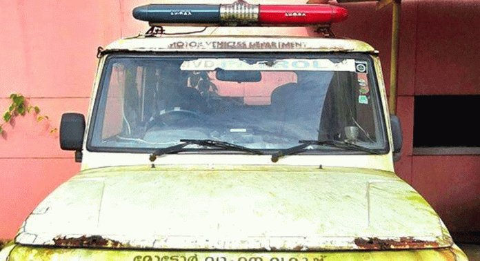 ആകെയുള്ള രണ്ട് വാഹനങ്ങളും കട്ടപ്പുറത്ത് ; അടൂരിൽ മോട്ടോർ വാഹന വകുപ്പിന്റെ പ്രവർത്തനം താറുമാറായി ആകെയുള്ള രണ്ട് വാഹനങ്ങളും കട്ടപ്പുറത്ത് ; അടൂരിൽ മോട്ടോർ വാഹന വകുപ്പിന്റെ പ്രവർത്തനം താറുമാറായി