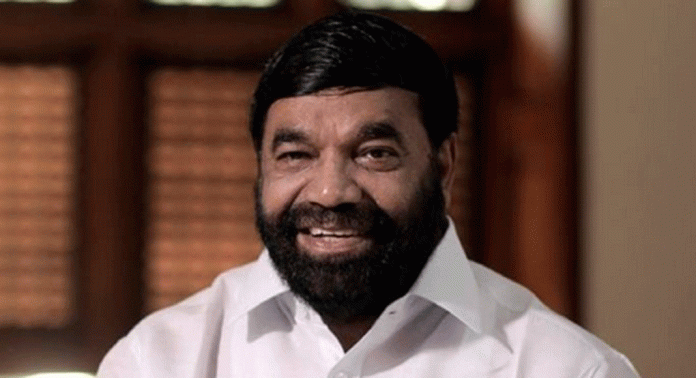 ജസ്റ്റിസ് ഹേമ കമ്മിറ്റി റിപ്പോർട്ടിൽ സ്വമേധയ കേസെടുക്കുന്നതിന് നിയമ പ്രശ്നങ്ങളുണ്ടെന്ന് മന്ത്രി വി എൻ വാസവൻ ജസ്റ്റിസ് ഹേമ കമ്മിറ്റി റിപ്പോർട്ടിൽ സ്വമേധയ കേസെടുക്കുന്നതിന് നിയമ പ്രശ്നങ്ങളുണ്ടെന്ന് മന്ത്രി വി എൻ വാസവൻ
