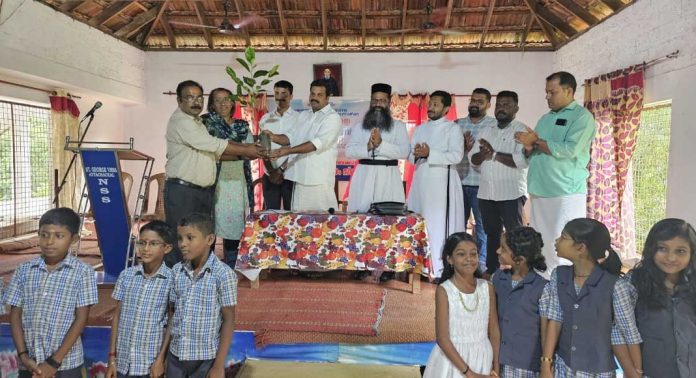 അകറ്റാം ലഹരിയെ ; ലഹരി വിരുദ്ധ ബോധവൽക്കരണ സെമിനാർ നടന്നു അകറ്റാം ലഹരിയെ ; ലഹരി വിരുദ്ധ ബോധവൽക്കരണ സെമിനാർ നടന്നു