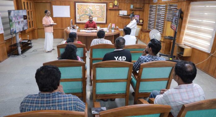 ഹരിത തീര്ഥാടനകാലം ഉറപ്പാക്കും – ജില്ലാ കലക്ടര് ഹരിത തീര്ഥാടനകാലം ഉറപ്പാക്കും – ജില്ലാ കലക്ടര്