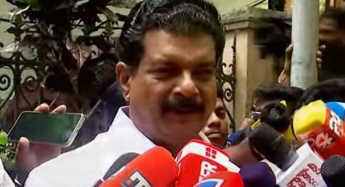 ഉന്നയിച്ച ആരോപണങ്ങള് മുഖ്യമന്ത്രിയുടെ ശ്രദ്ധയില്പ്പെടുത്തി, എന്റെ ഉത്തരവാദിത്തം തീര്ന്നു : പി വി അന്വര് ഉന്നയിച്ച ആരോപണങ്ങള് മുഖ്യമന്ത്രിയുടെ ശ്രദ്ധയില്പ്പെടുത്തി, എന്റെ ഉത്തരവാദിത്തം തീര്ന്നു : പി വി അന്വര്
