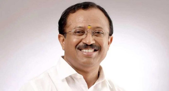 നിയമവിരുദ്ധ ഫോൺ ചോർത്തൽ എന്തിനെന്ന് മുഖ്യമന്ത്രി വിശദീകരിക്കണം : വി മുരളീധരൻ നിയമവിരുദ്ധ ഫോൺ ചോർത്തൽ എന്തിനെന്ന് മുഖ്യമന്ത്രി വിശദീകരിക്കണം : വി മുരളീധരൻ