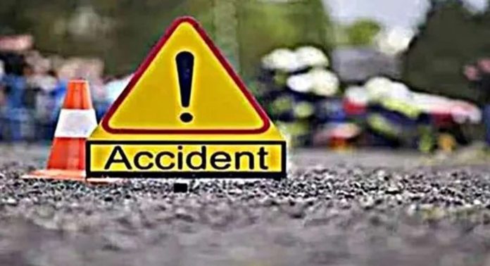 മലപ്പുറത്ത് കാല്നട യാത്രക്കാരന് ബസ് ഇടിച്ച് മരിച്ചു മലപ്പുറത്ത് കാല്നട യാത്രക്കാരന് ബസ് ഇടിച്ച് മരിച്ചു
